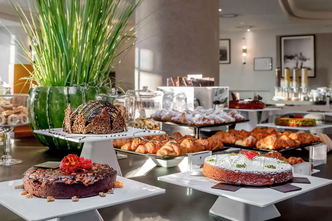 Savoia Hotel Rimini 4*,